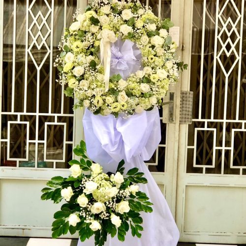 Vòng Hoa Chia Buồn M40