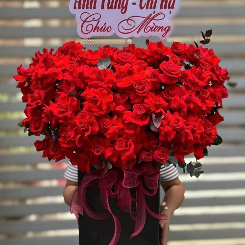 Giỏ Hoa Sắc Đỏ S91