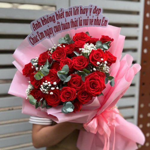 Bó Hoa Hồng Đỏ Nổi Bật S105